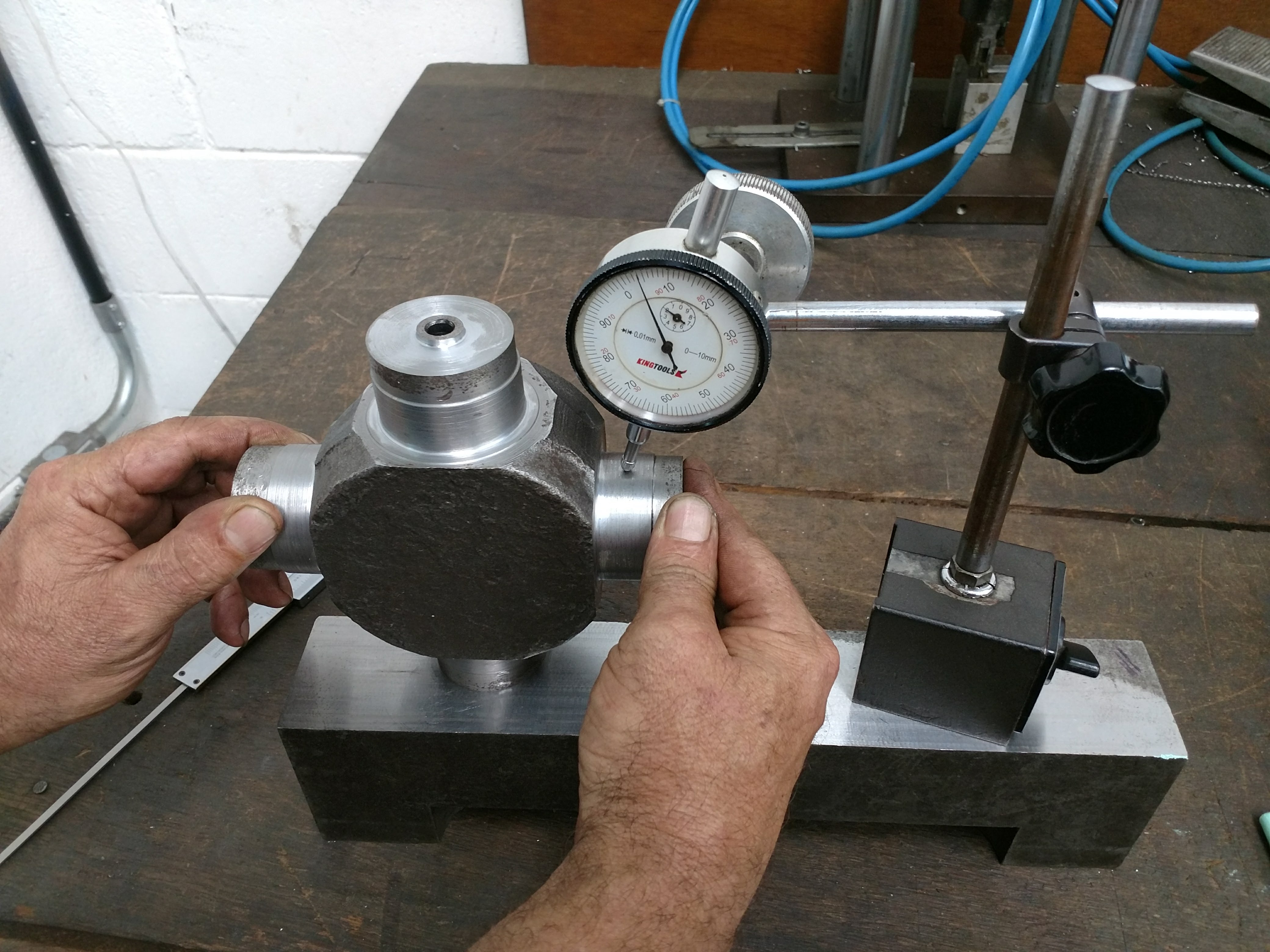 Mão de obra especializada.